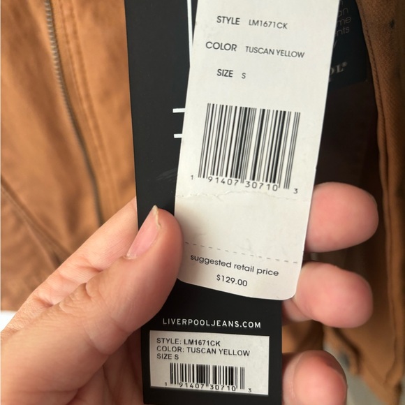 Liverpool Jacket - Picture 3 of 4